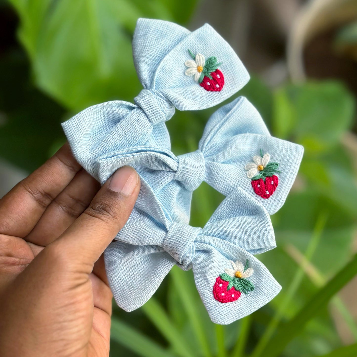 Frost Blue Strawberry Handtied Bow
