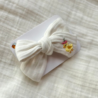 Tiny Chick Knot Bow