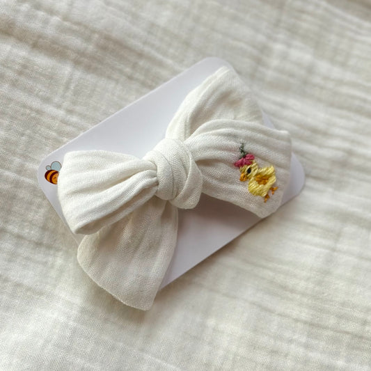 Tiny Chick Knot Bow
